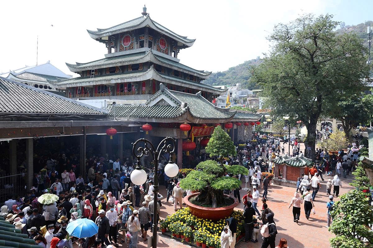 Chiến sự Ukraine 15/6: Những giờ cuối cùng khốc liệt ở Konstantinovka
