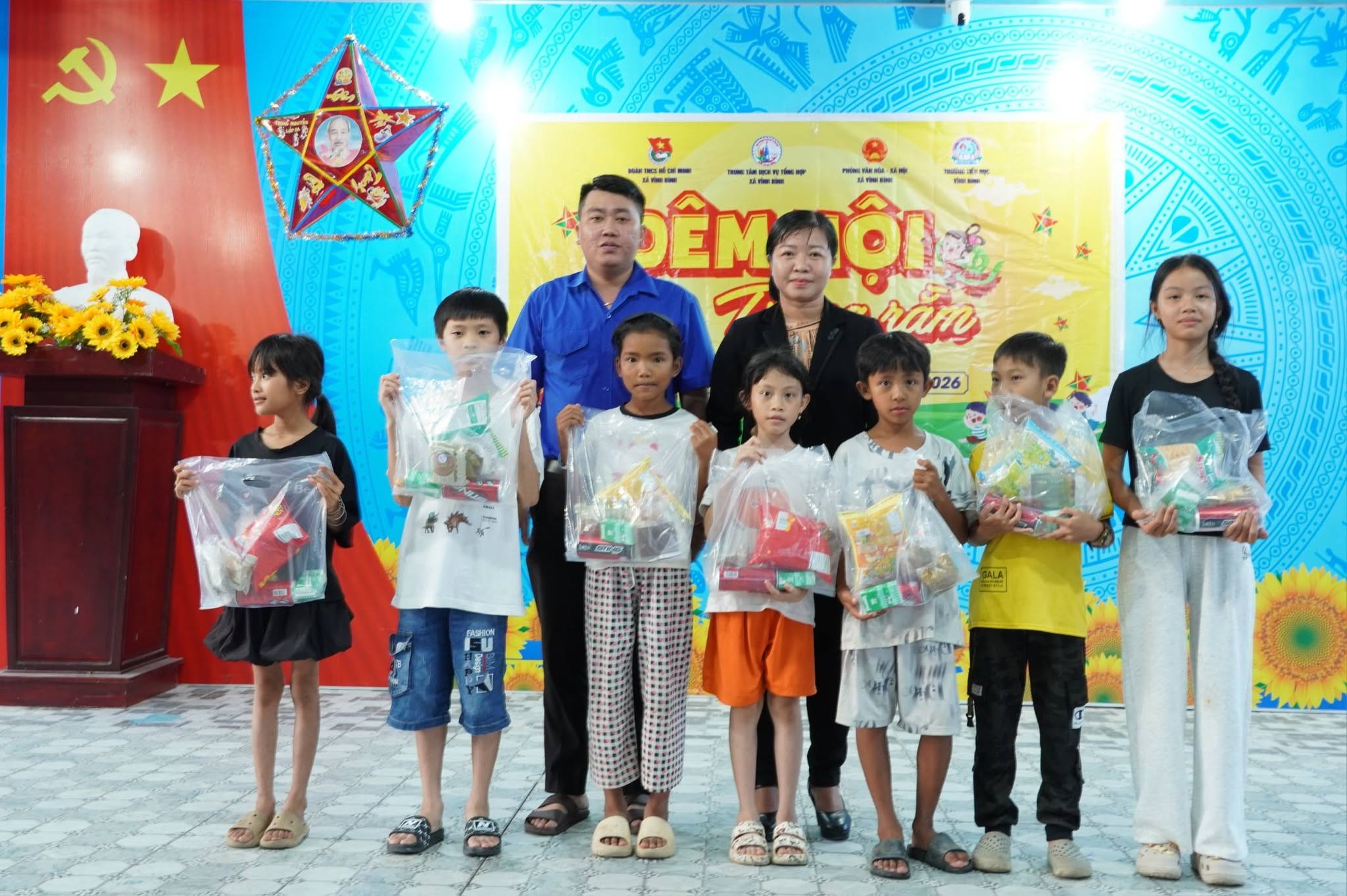 Vui Tết Trung thu cùng các em thiếu nhi
